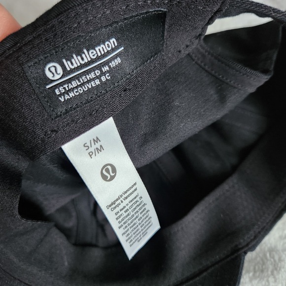 Lululemon Baseball Hat  Cap Black Adjustable Clean EXCELLENT Small/ Medium - Picture 5 of 8